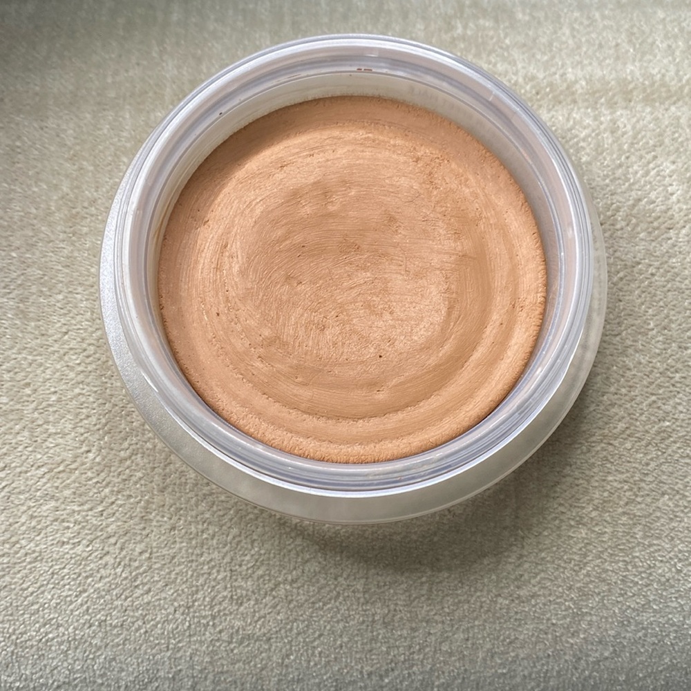 Chanel Soleil Tan De Chanel Bronzing Makeup Base • 30g ~ 1 oz • Full size